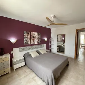 Mitjaneta Con Piscina Cala'N Blanes (Menorca)